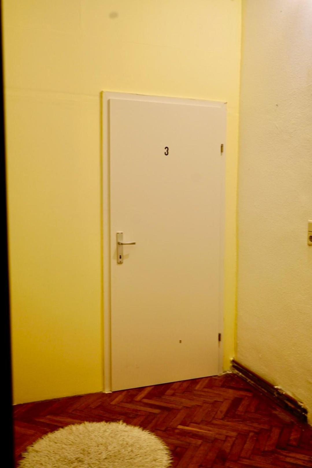 U6 Schoepfwerk Hostel 1 Vienna Luaran gambar